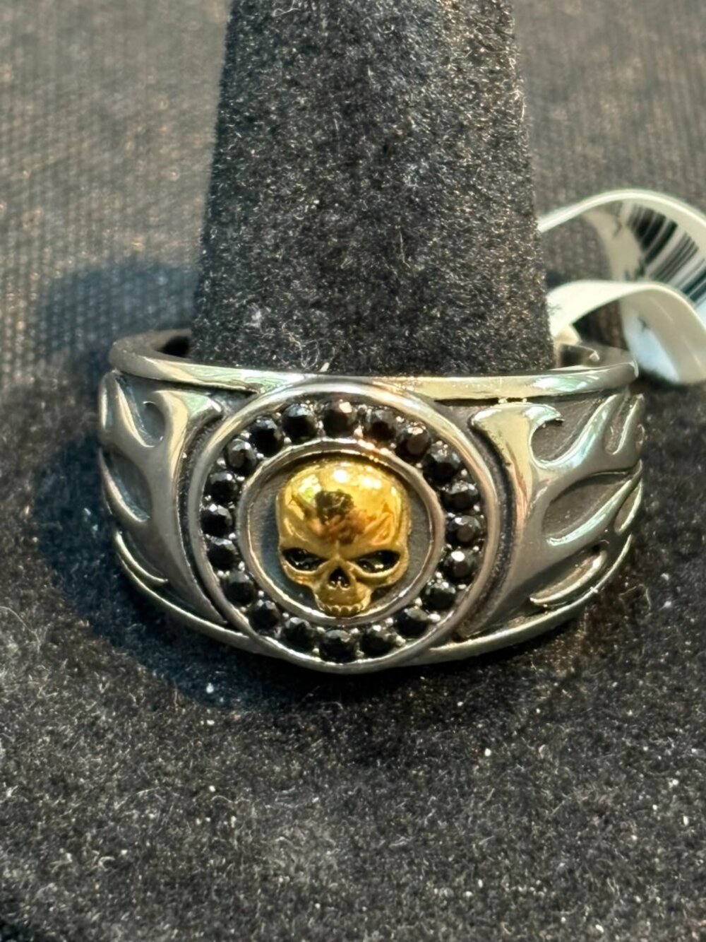 SHJ Gold Skull with Flames Signet Ring.  sz 10